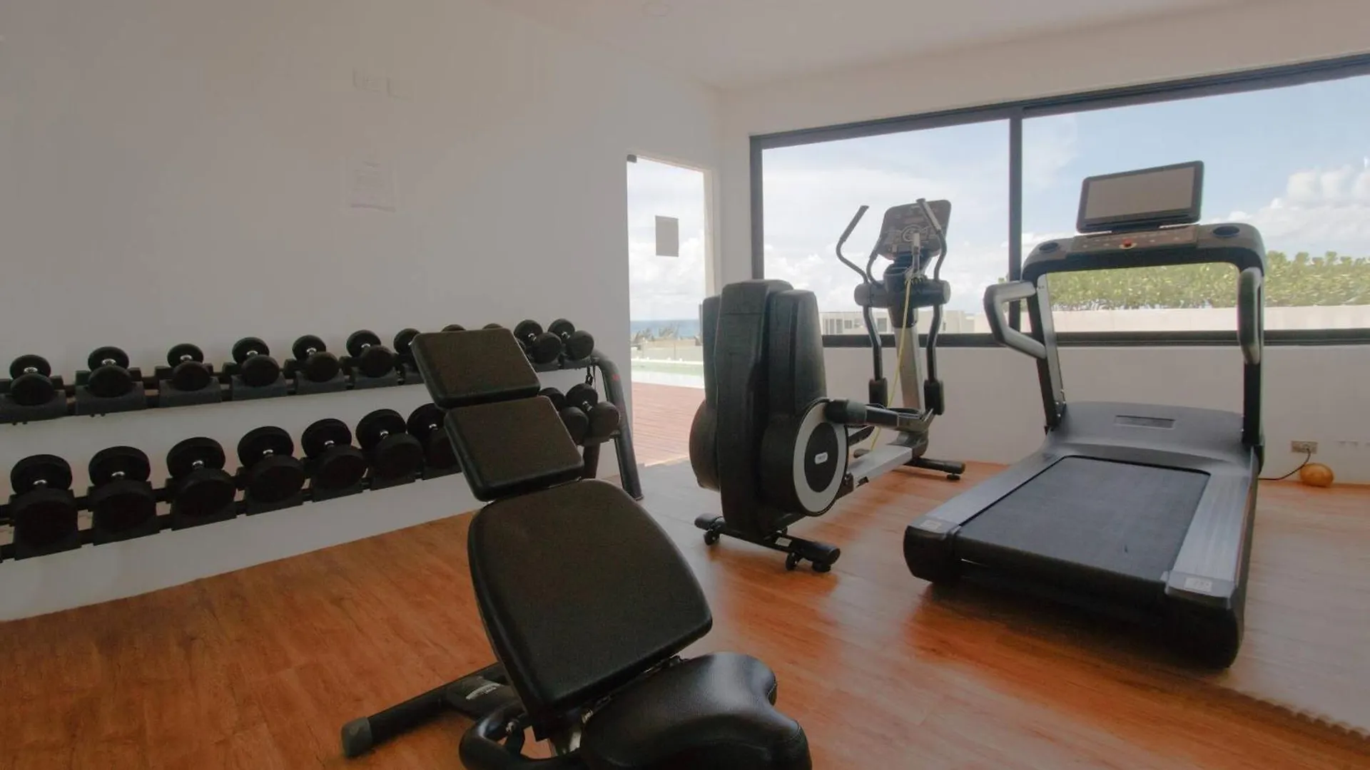 아파트 Studio Caribbean Dreams - Stylish & Only 2 Blocks To The Beach - At Bahay Condos 신데 델 카르멘