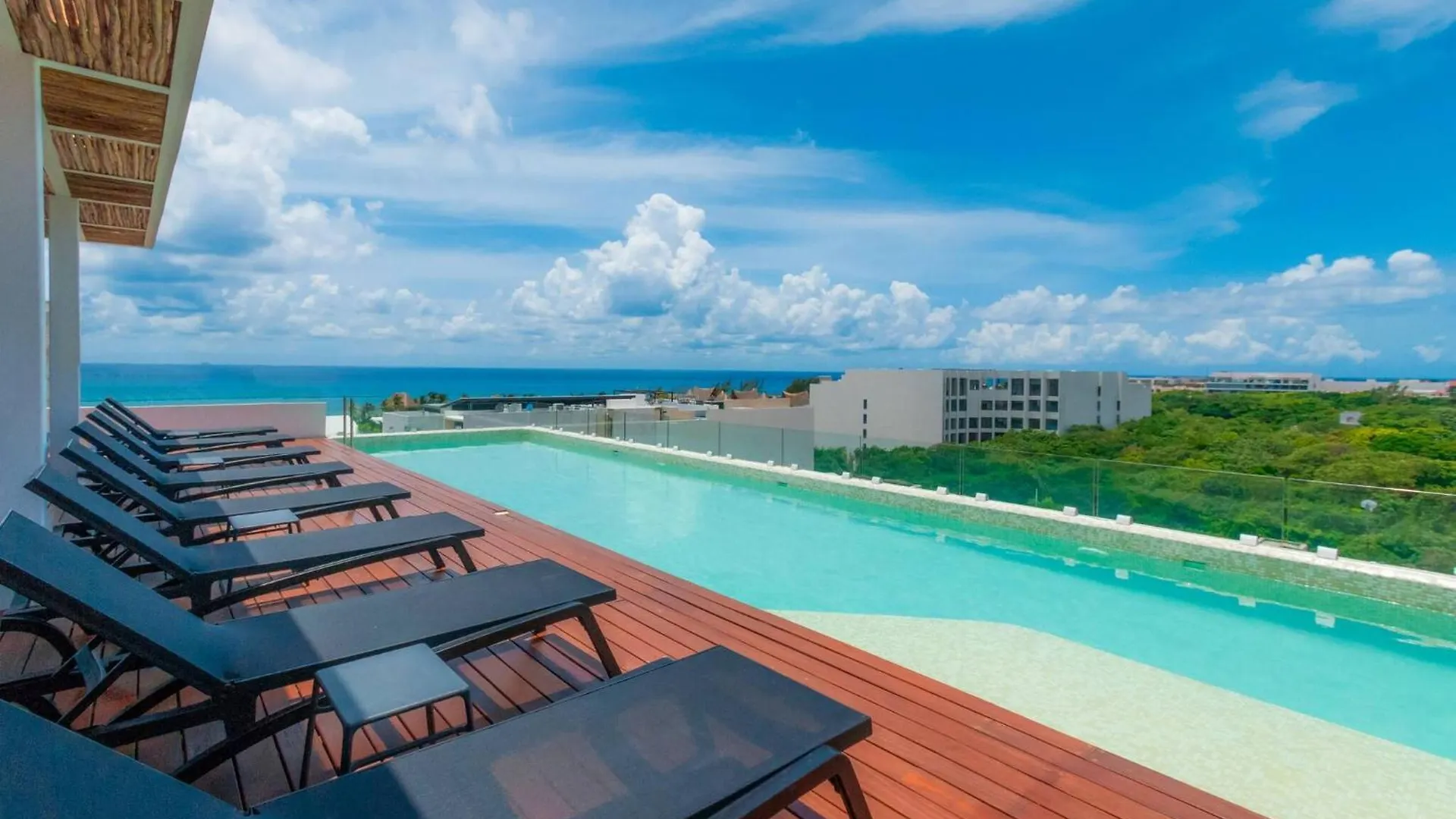 Studio Caribbean Dreams - Stylish & Only 2 Blocks To The Beach - At Bahay Condos 신데 델 카르멘