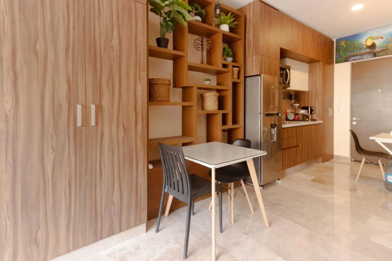 Studio Caribbean Dreams - Stylish & Only 2 Blocks To The Beach - At Bahay Condos Playa del Carmen 0*,