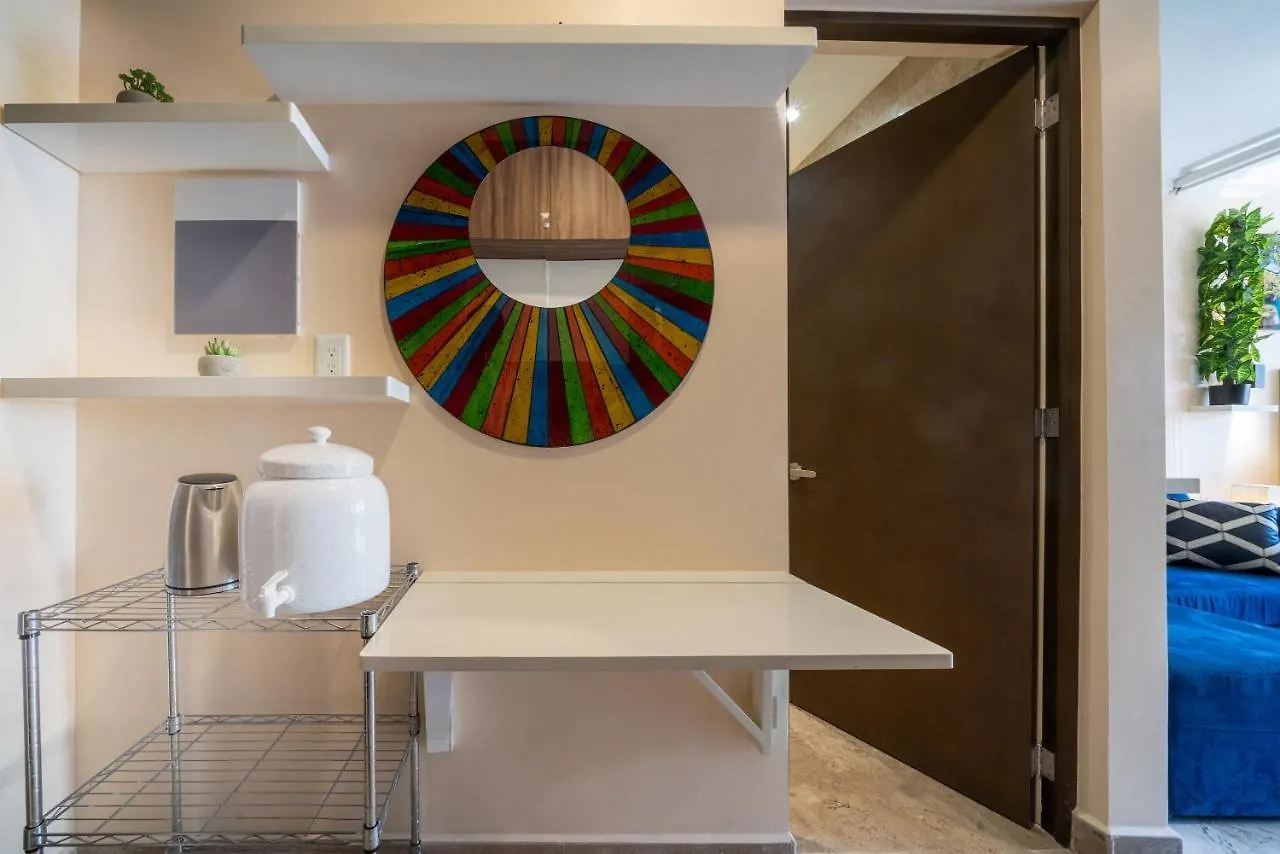 Studio Caribbean Dreams - Stylish & Only 2 Blocks To The Beach - At Bahay Condos Playa del Carmen